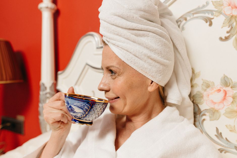 What to Eat Before Your Head Spa Appointment: Complete Pre-Treatment Nutrition Guide for 2026