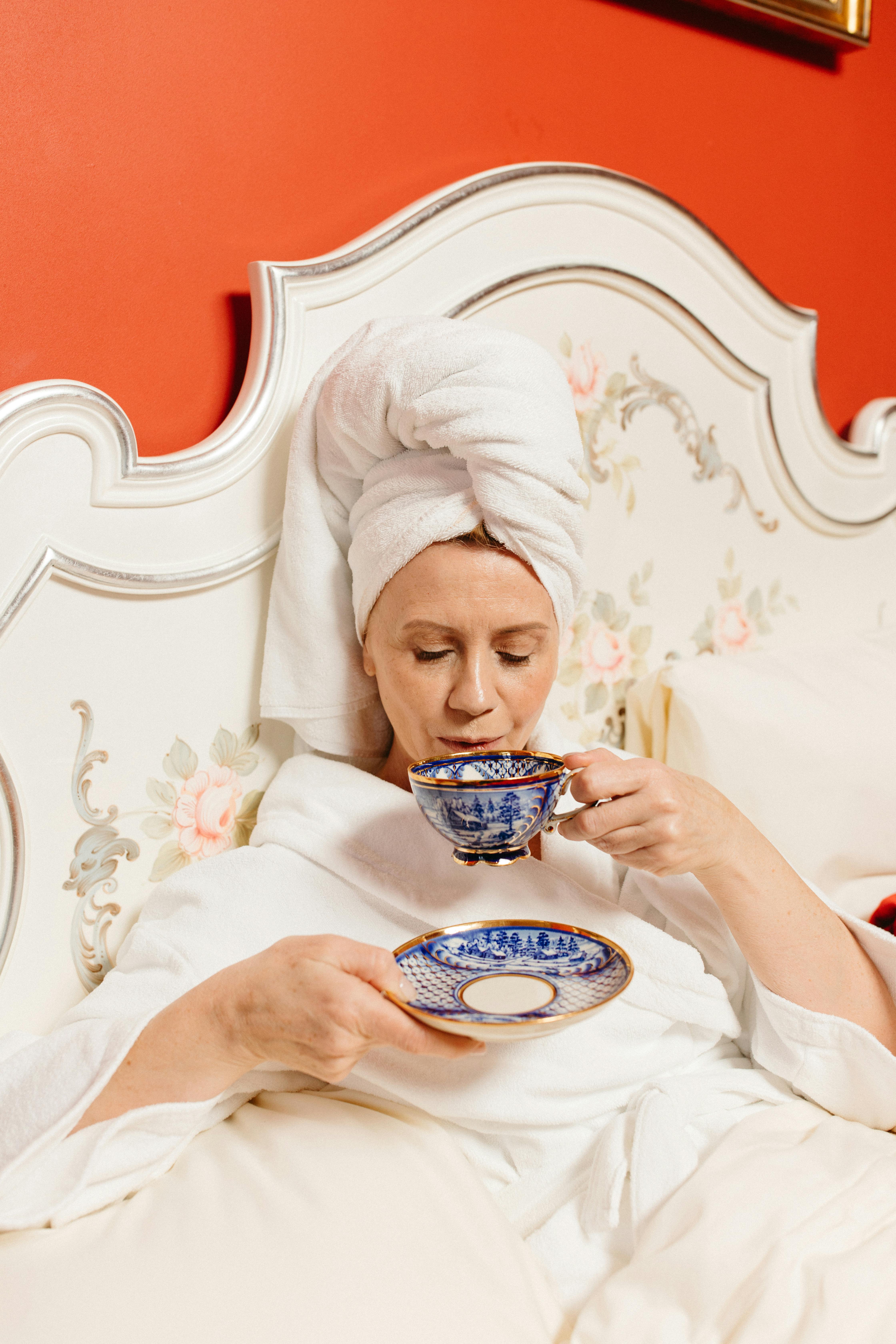 What does drinking juice before bed do?