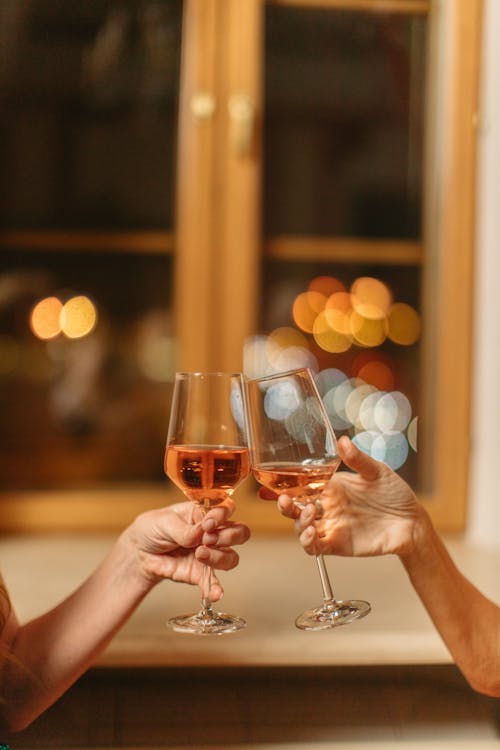 Foto profissional grátis de bebidas, champagne, copos de vinho