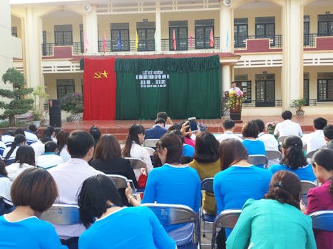 Trường THPT Chà Cang tọa đàm kỷ niệm 87 năm ngày thành lập hội Liên hiệp phụ nữa Việt Nam (20/10/1930 – 20/10/2017)