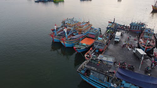 Kostnadsfri bild av dockad, drönarbilder, fiskebåtar