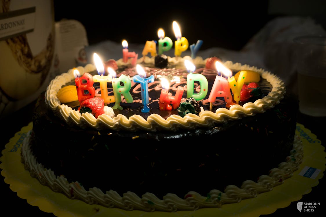 バースデーケーキ ハッピーバースデー 誕生日の無料の写真素材
