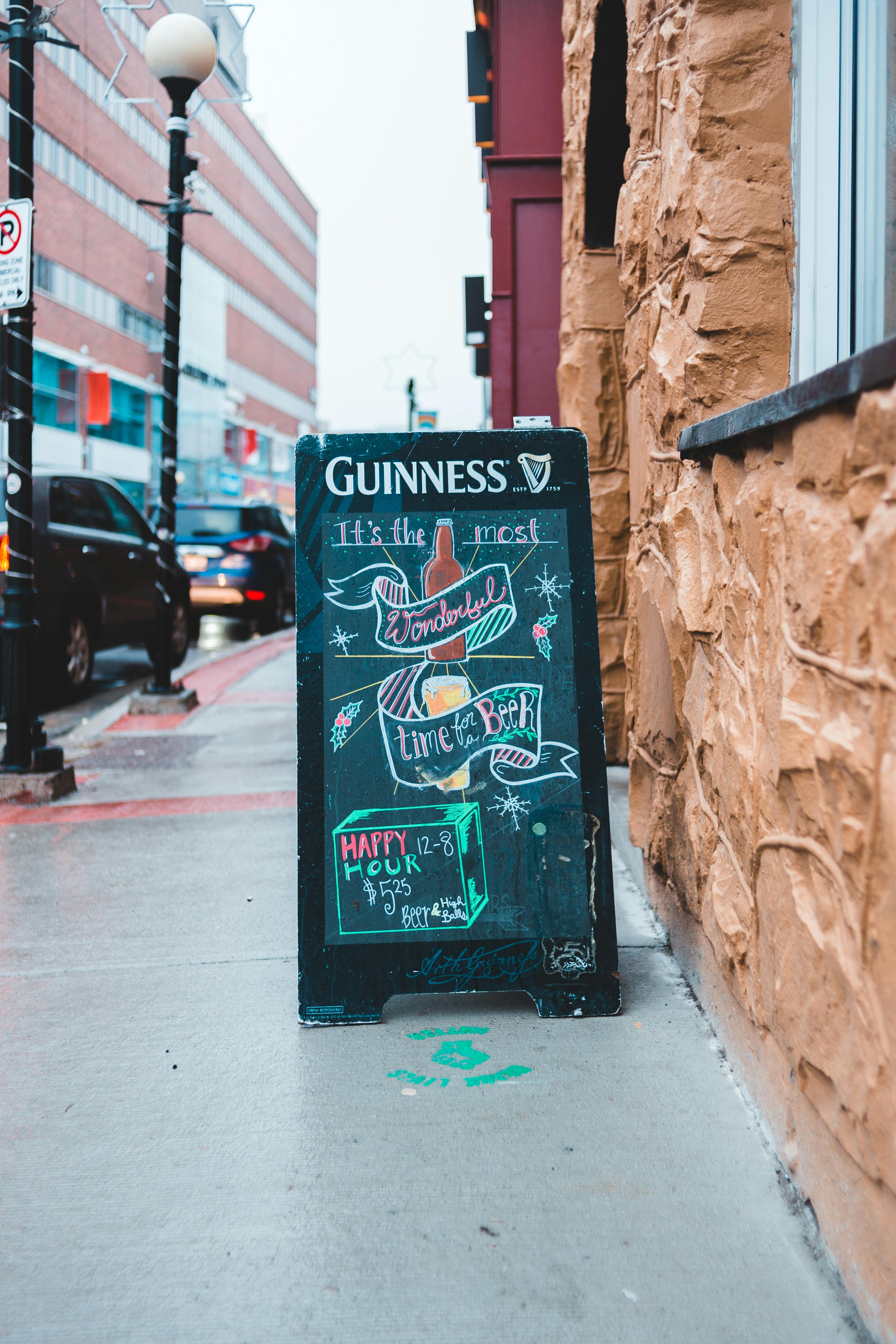 Creating Memorable Visuals ​and Designs for Brand Recognition