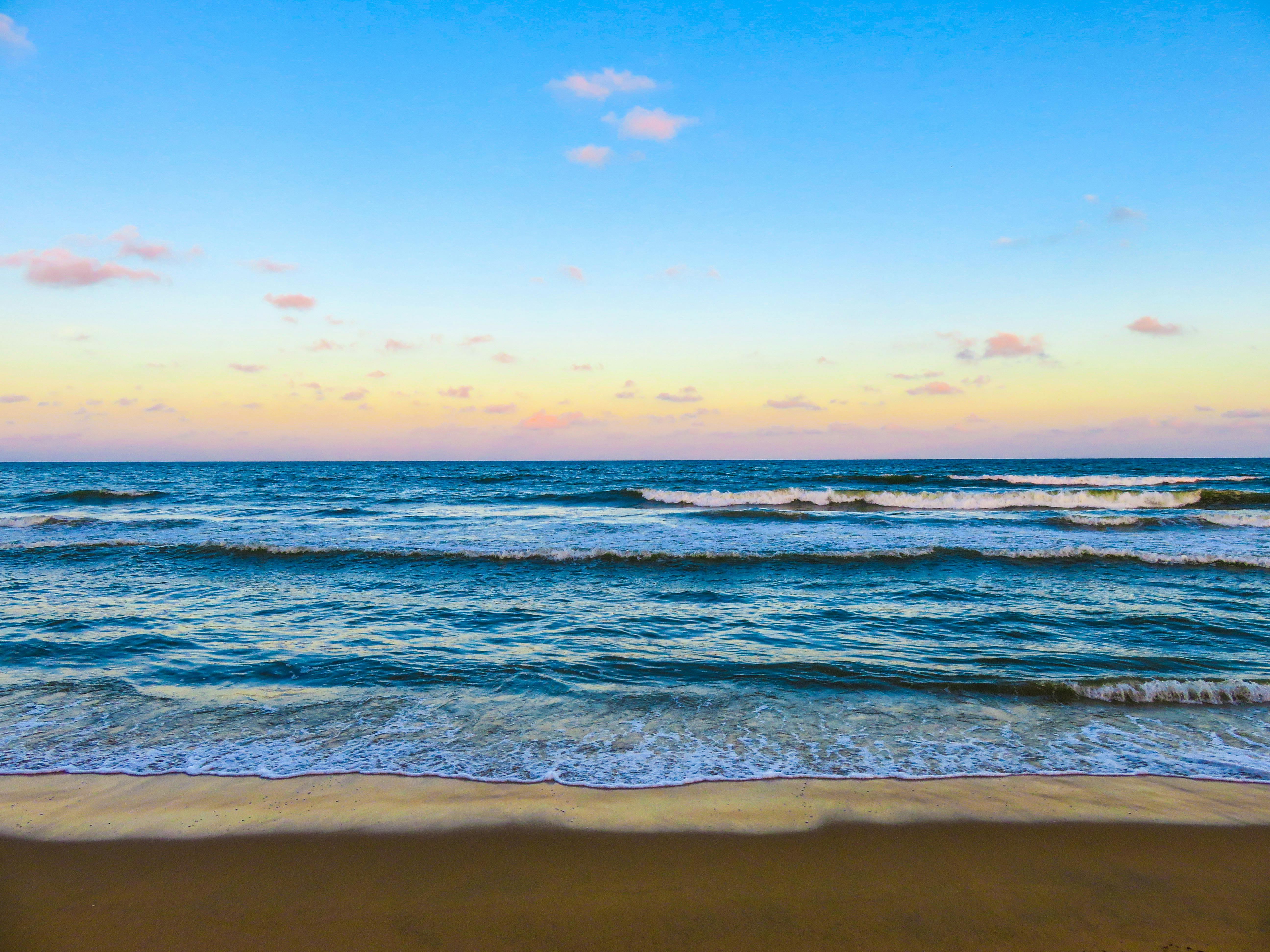 Beach Sunrise Photos, Download The BEST Free Beach Sunrise Stock Photos &  HD Images