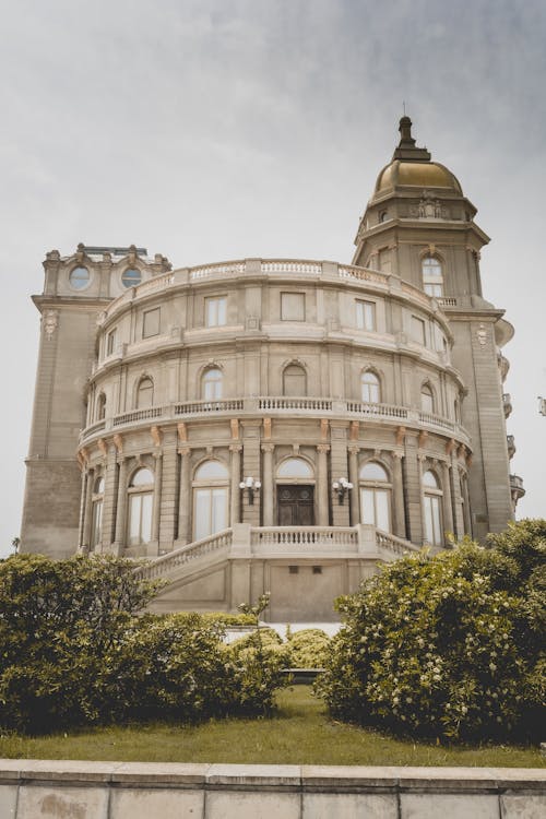 Foto profissional grátis de atração turística, destino de viagem, edifício velho