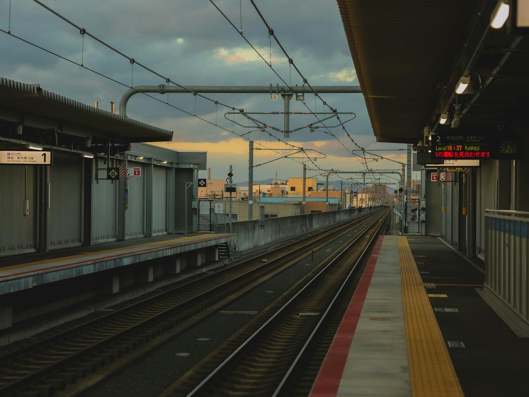 Network and Collaborate on Wealthy Affiliate Hubs