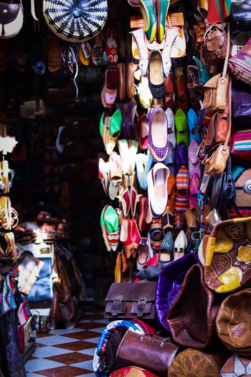 Безкоштовне стокове фото на тему «Марокко, тапочки, традиційний одяг»