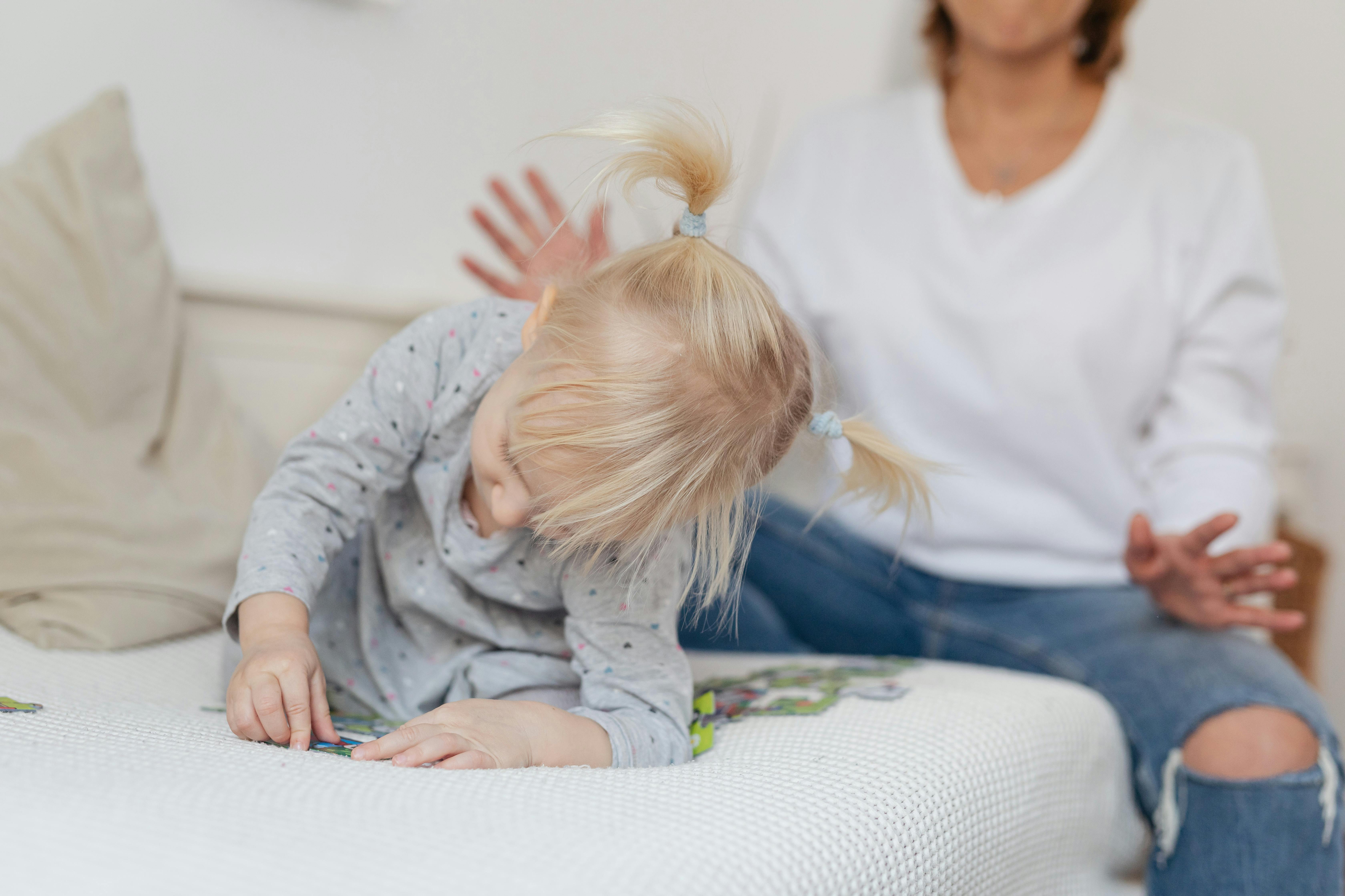 Law Week: Divorce and Child Custody — Photo by www.kaboompics.com on Pexels