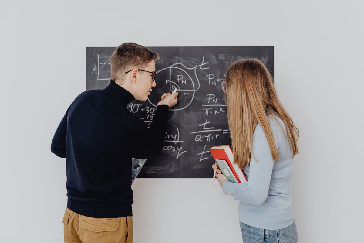 student moves in Kilham — Student Moves in Kilham — the working end of the job