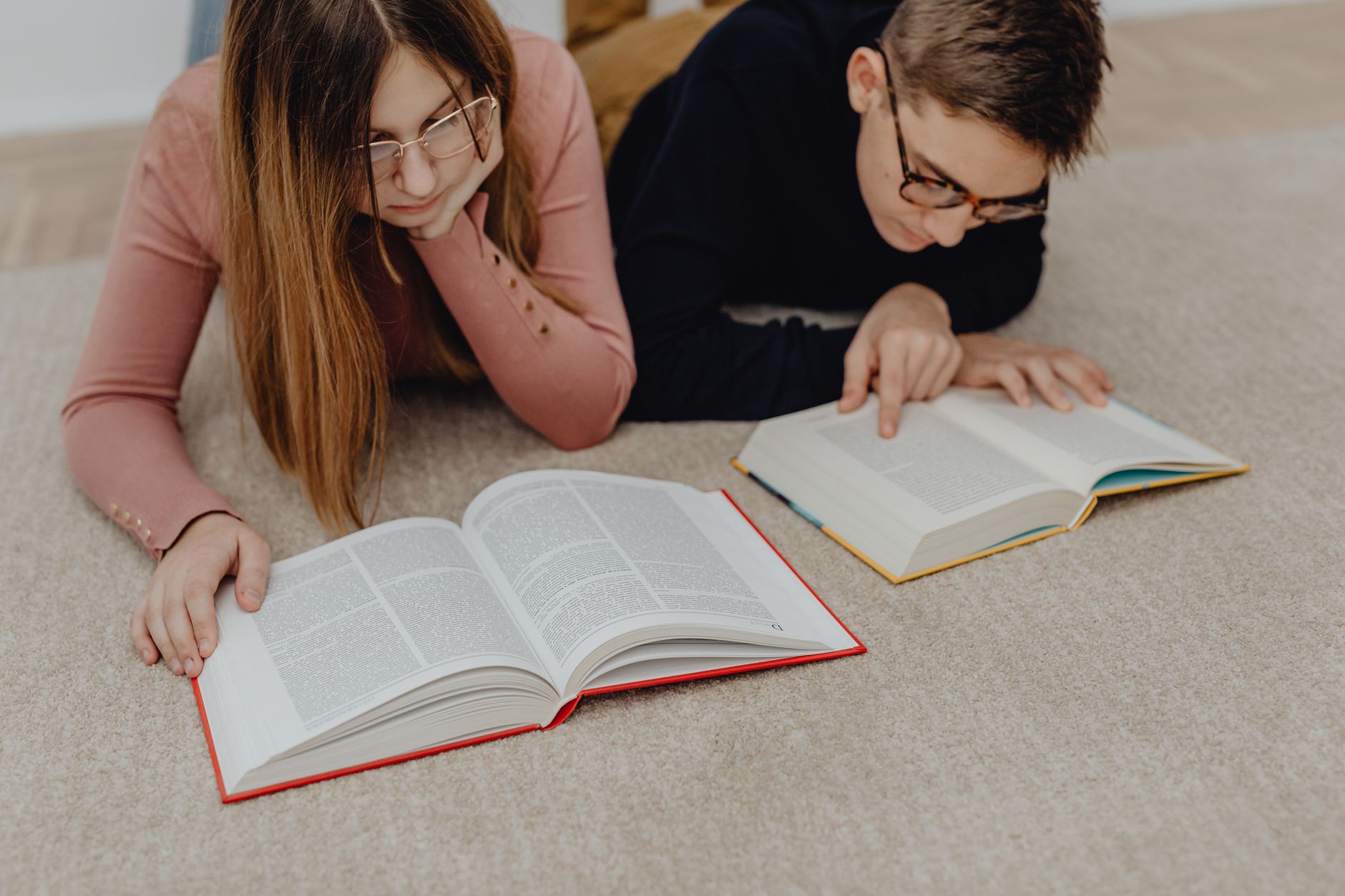 Quels livres et abonnements presse choisir pour la rentrée au lycée ?