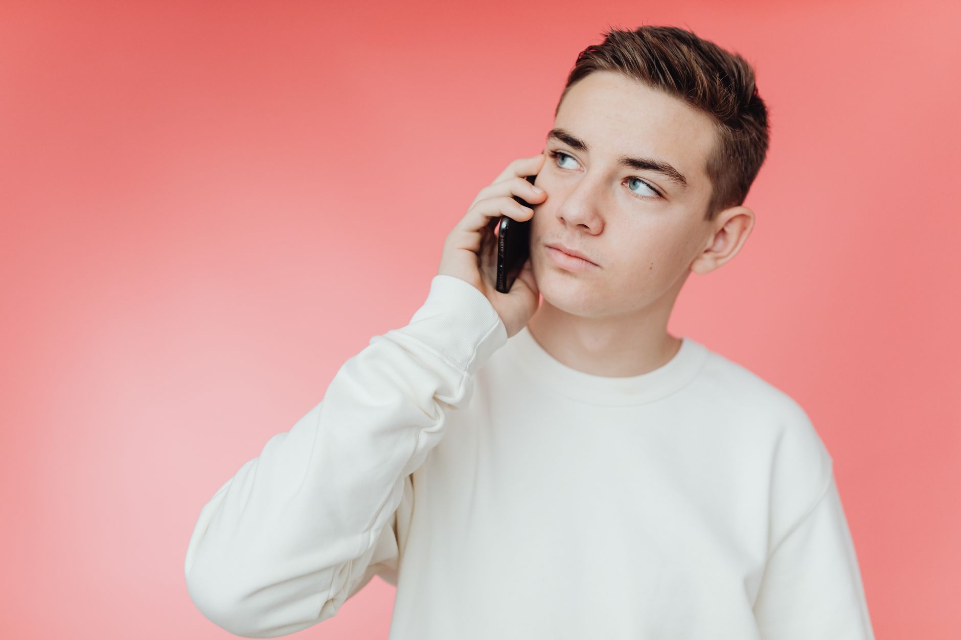 Best Budget Phones for Teens (2026) – Reliable, Affordable Smartphones Without the Gimmicks