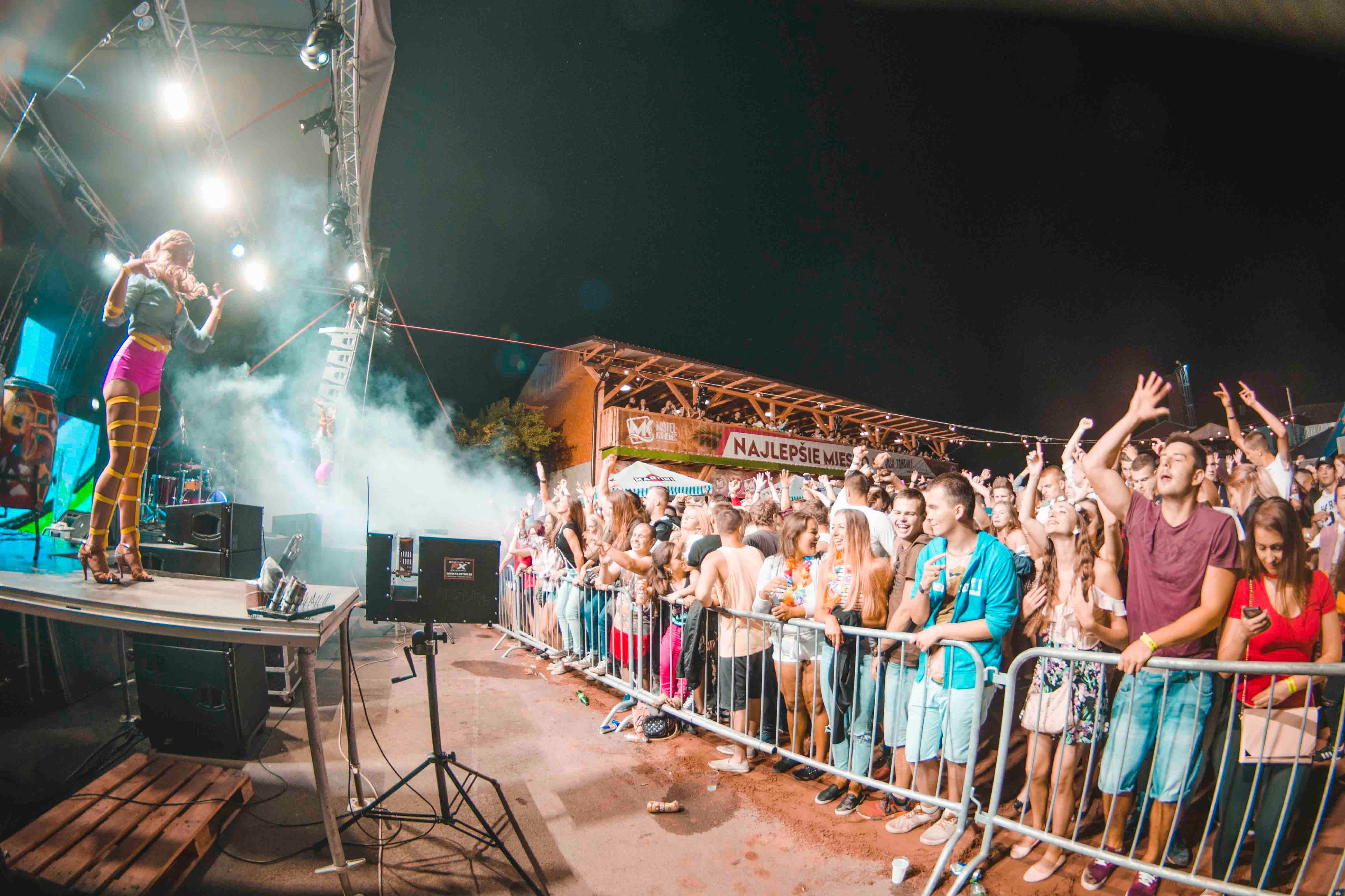 free-stock-photo-of-dj-ekg-mikkykoopac