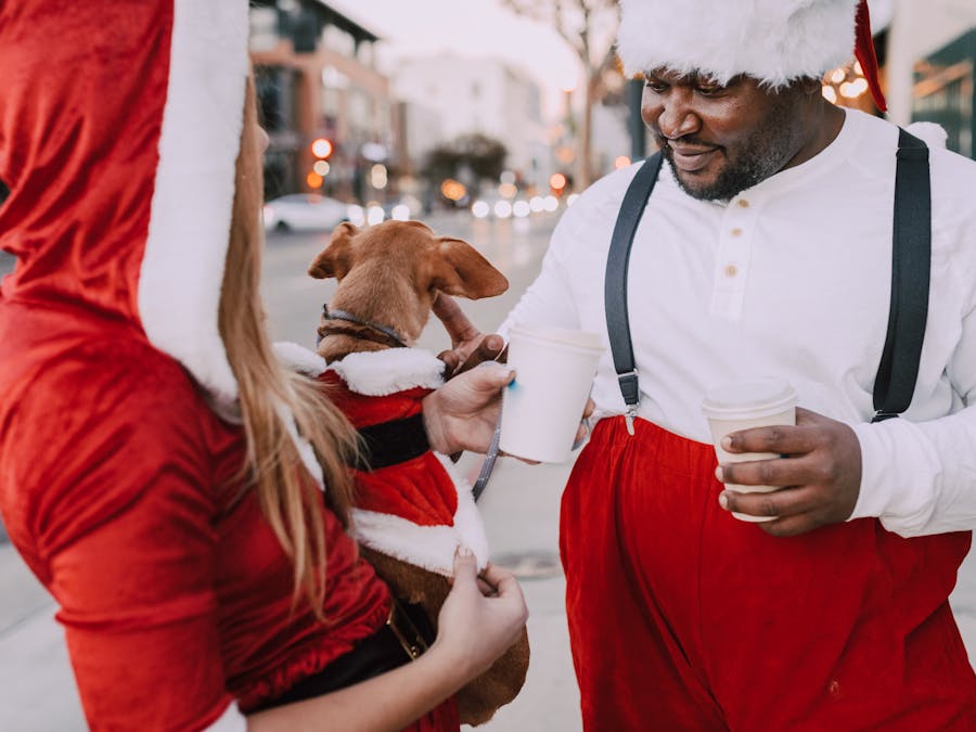 Who is the smiling queen in India?