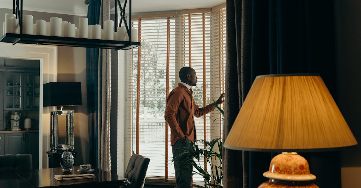 How to pull down blinds without string