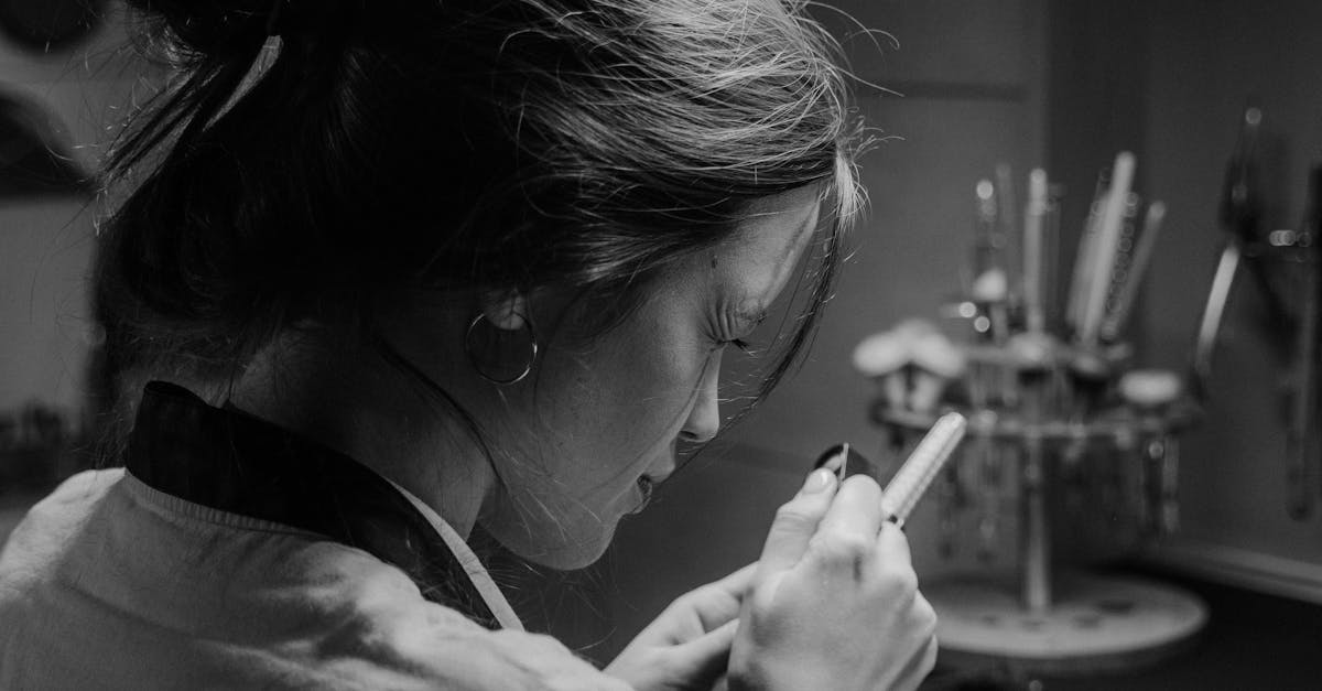 How to become a jeweler