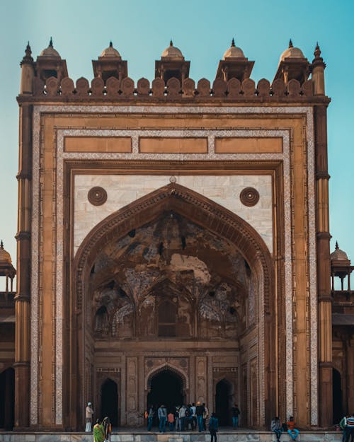 Edificio De Hormigón Marrón