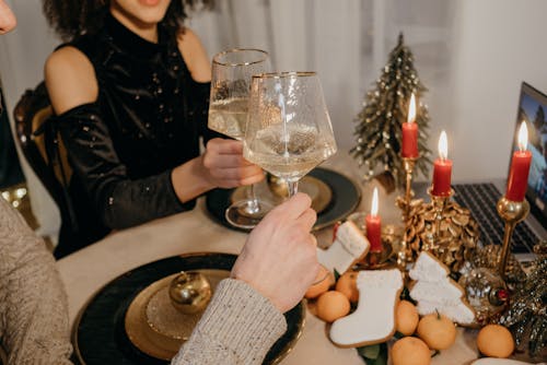 ดินเนอร์โรแมนติกใต้แสงเทียน