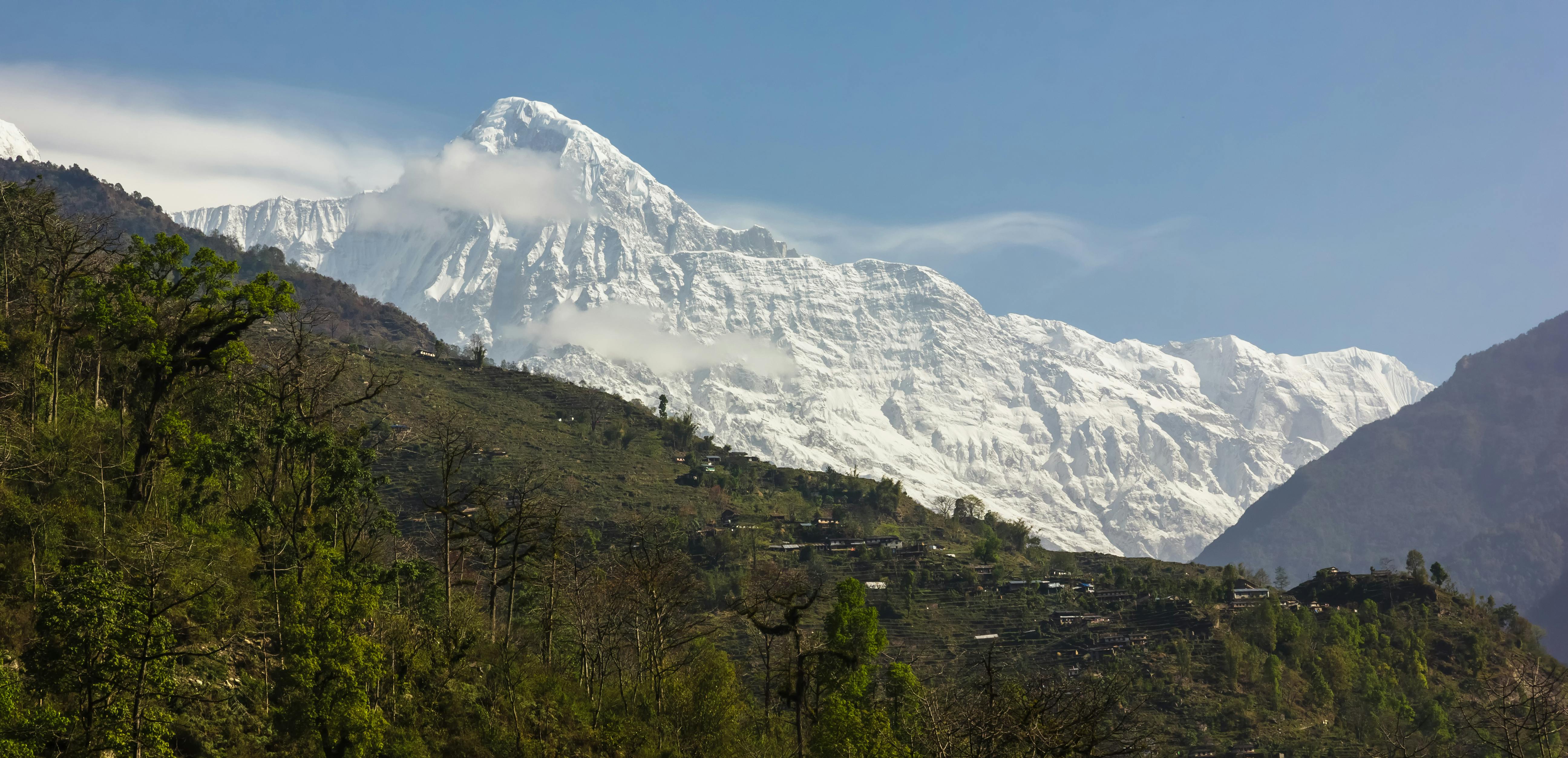 Explosion fire night conflict