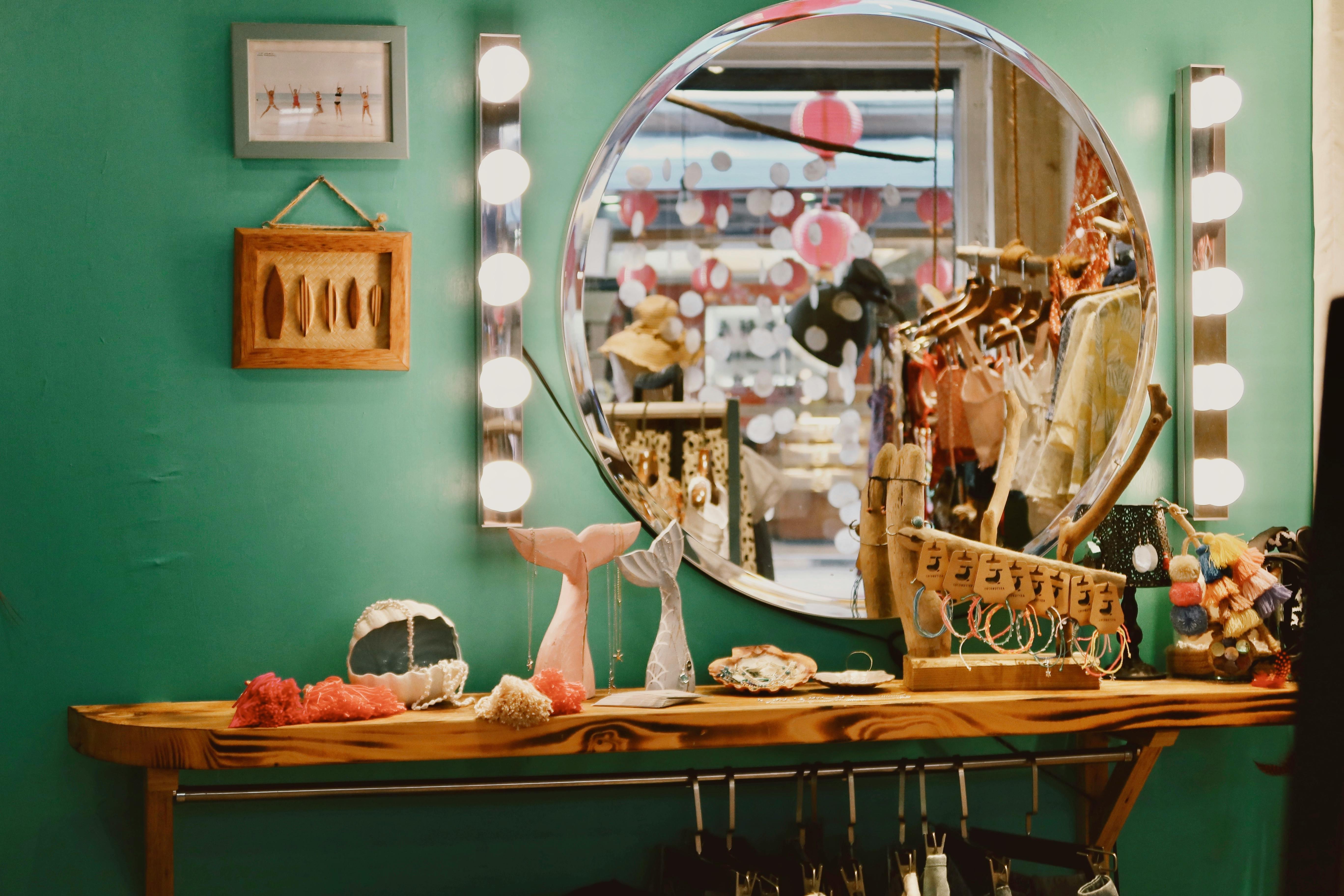 general lifestyle shop ca — Photo by Teresa Jang on Pexels