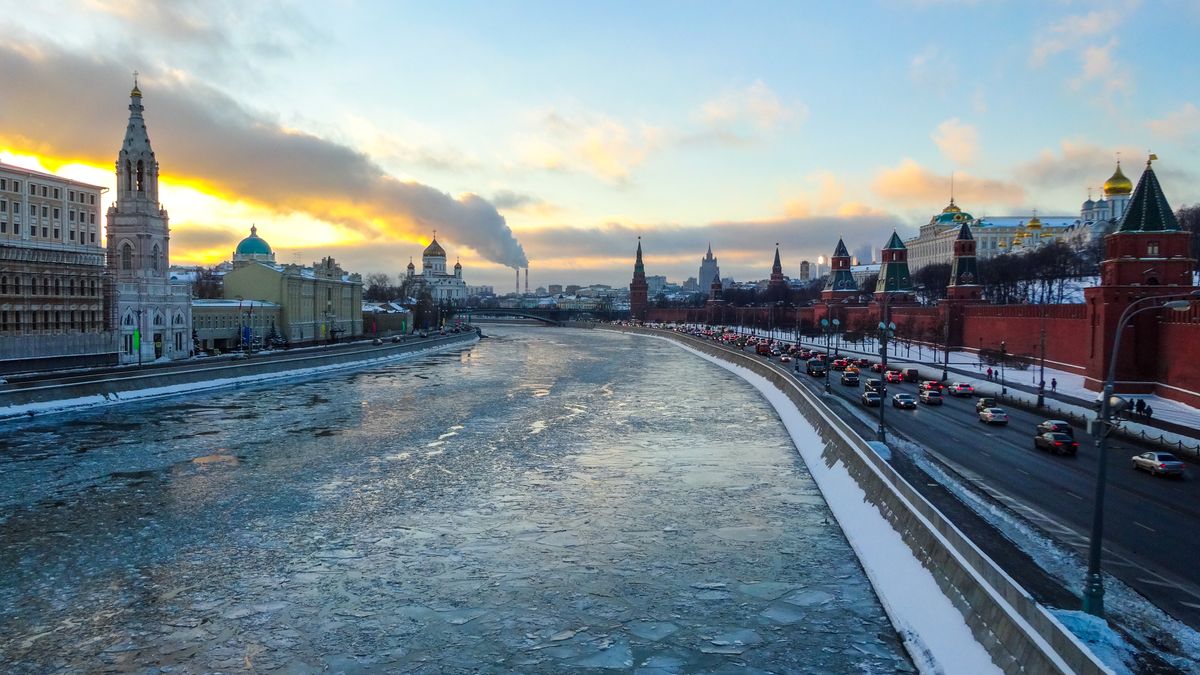 Moskova & St.Petersburg Turu Rotası V4