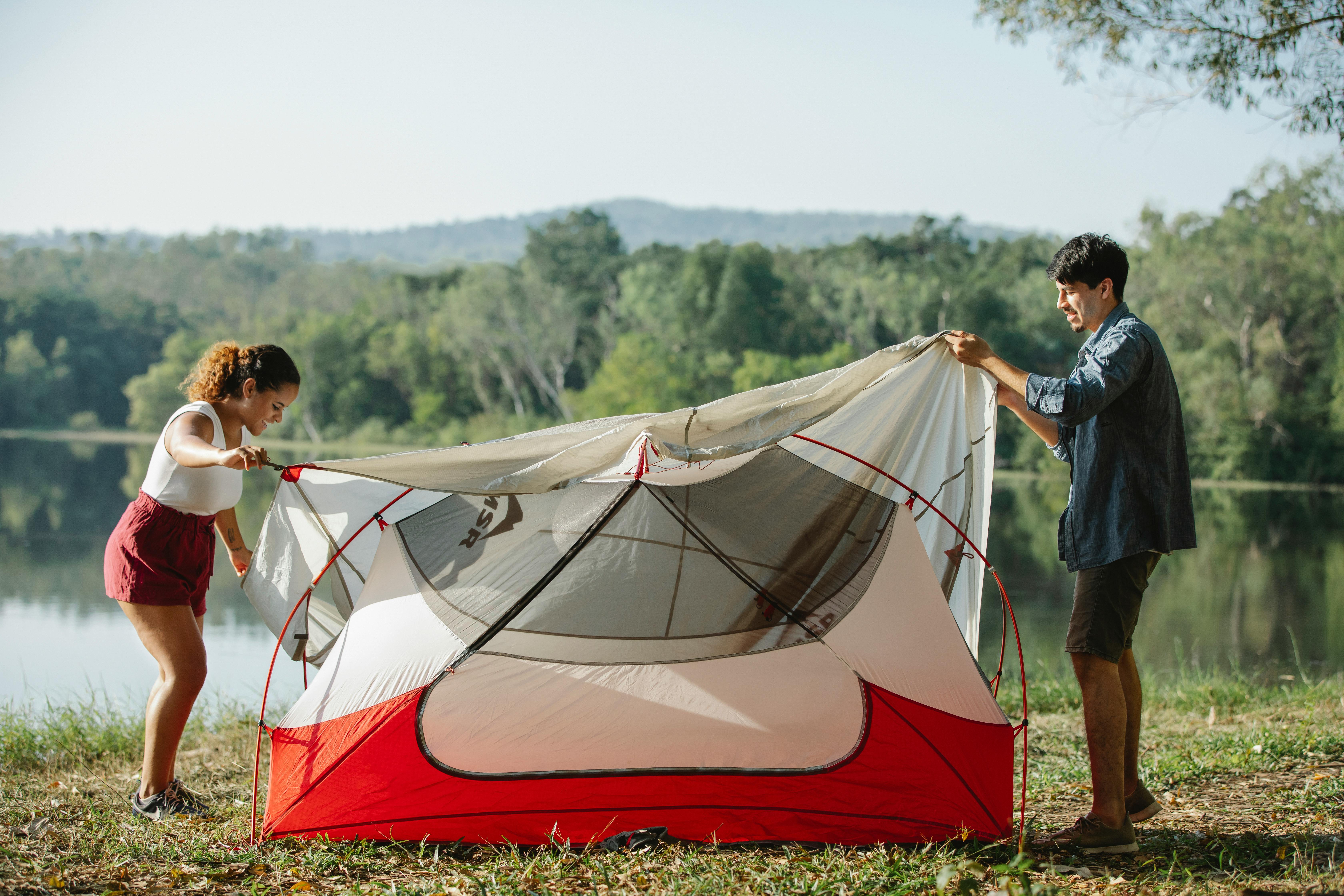 RV and Outdoor Adventure Expo returns to Erie’s bayfront — Photo by Uriel Mont on Pexels