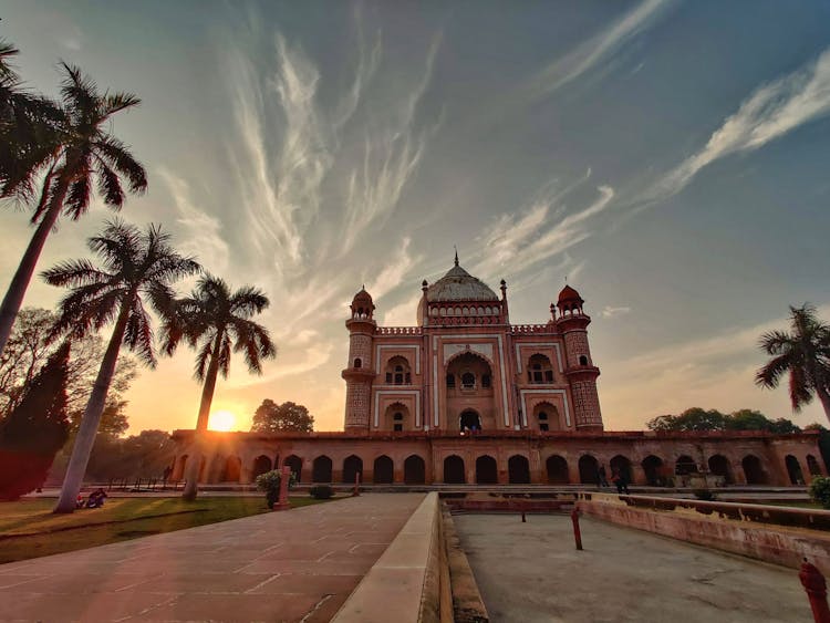 Tomb Of Safdar Jang, Delhi, India