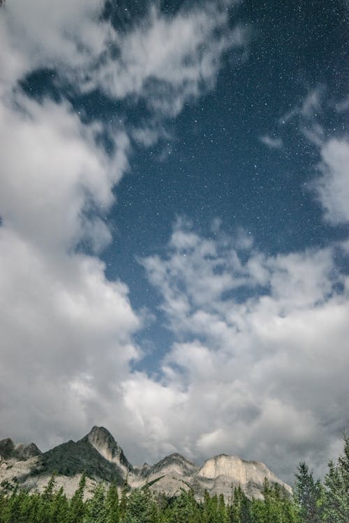 Nuages Blancs Et Ciel Bleu