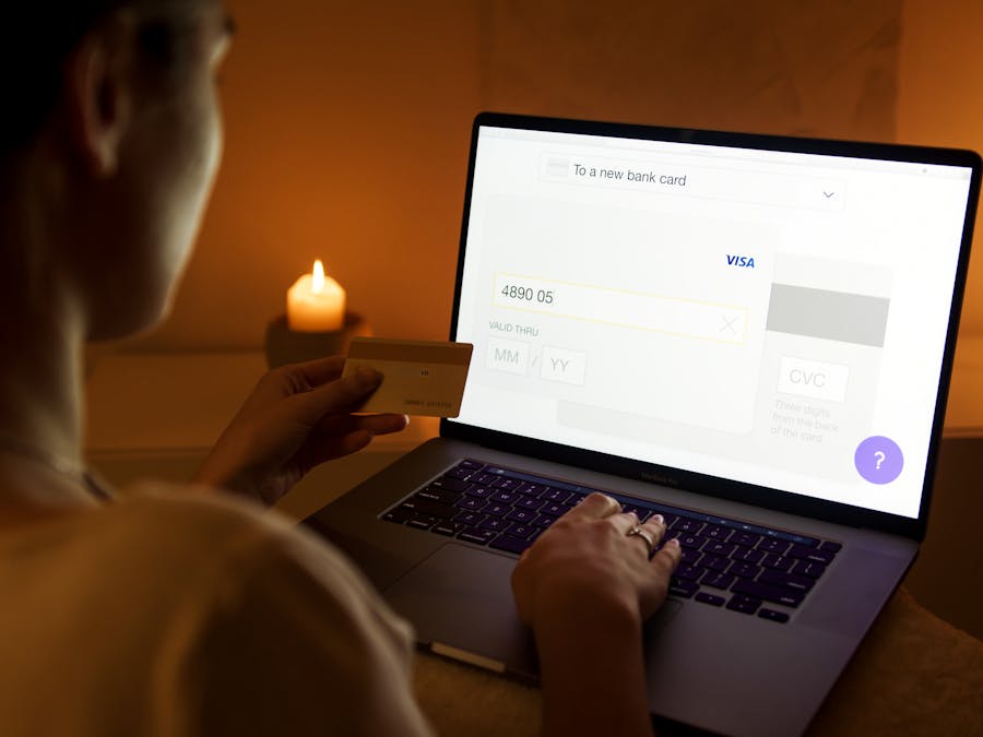 What is the easiest and highest paying major?