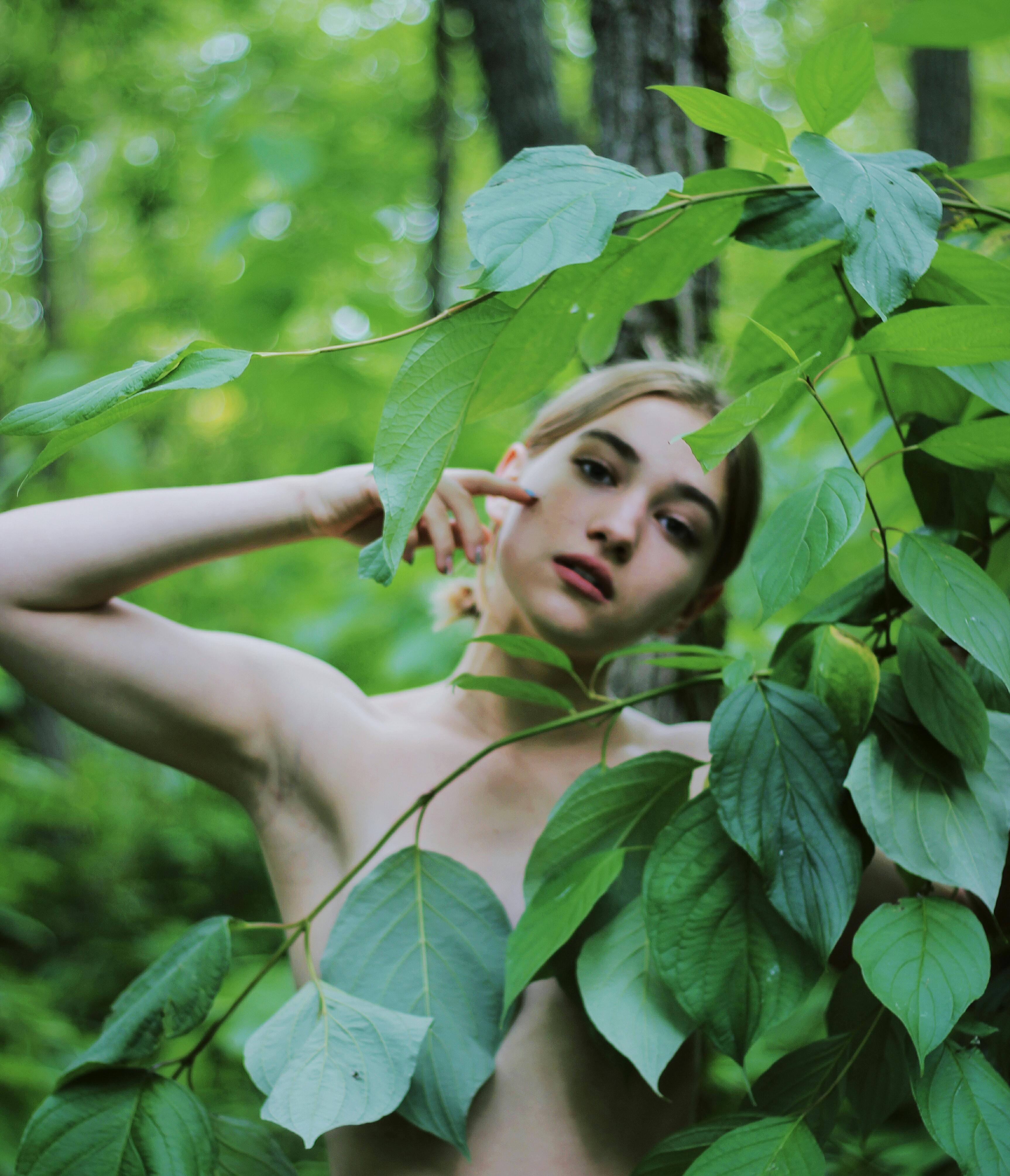 500.000+ Foto Very-very-young-nude-phoebe+censored-nude-photos Terbaik