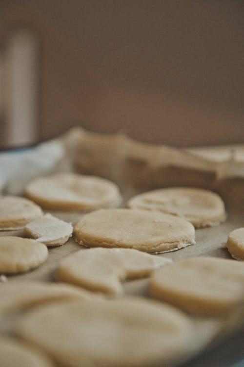 Free Close-Up Shot of Cookies on a Tray Stock Photo
