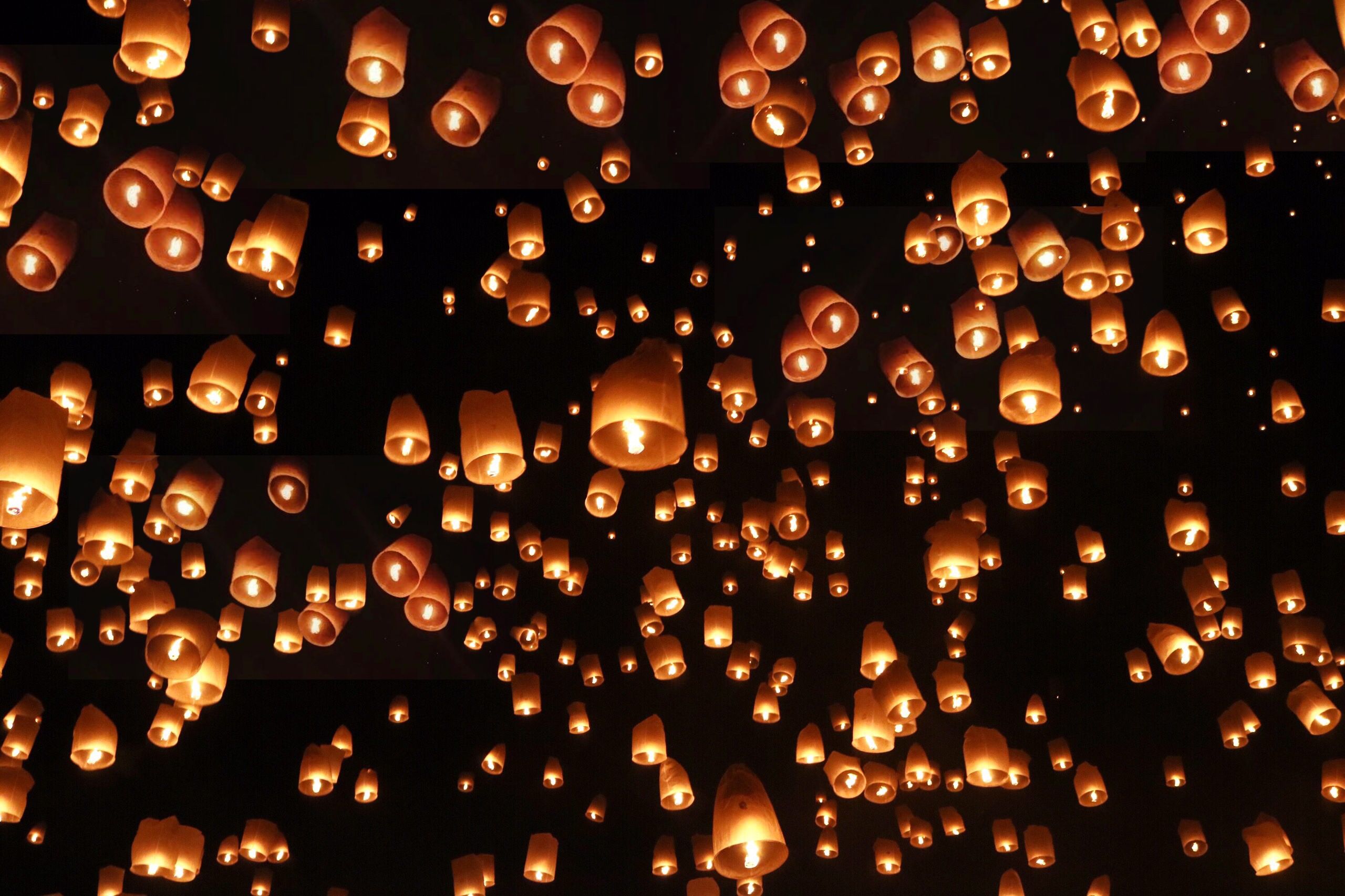 Yi Peng lantern release night sky