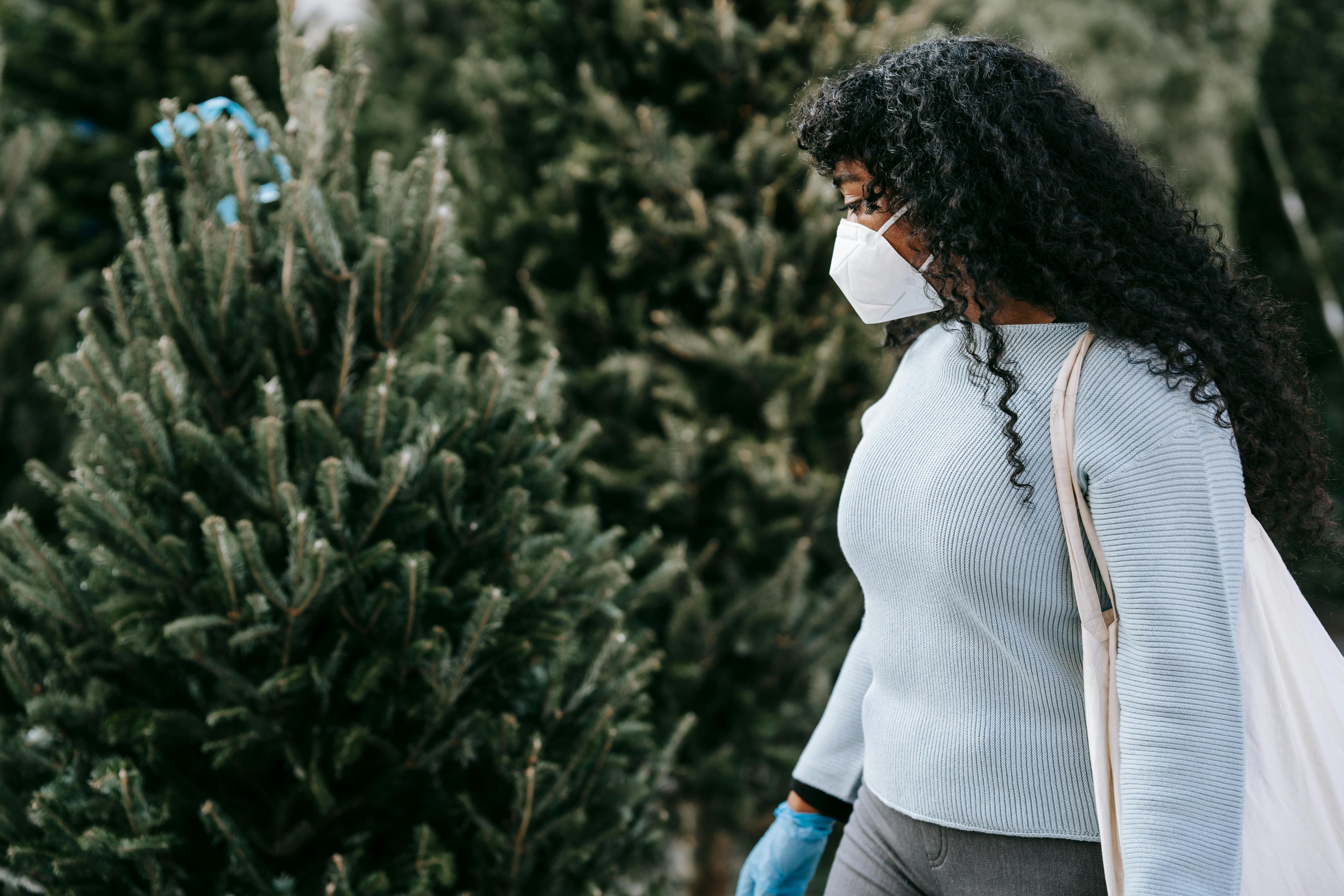 How do you pick a bug out bag?