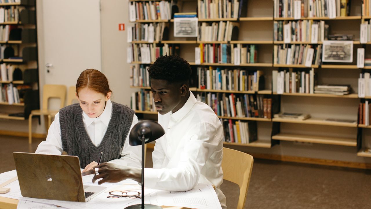 Scholarships for Professional Courses 2026–27: Eligibility Checks Before You Apply
