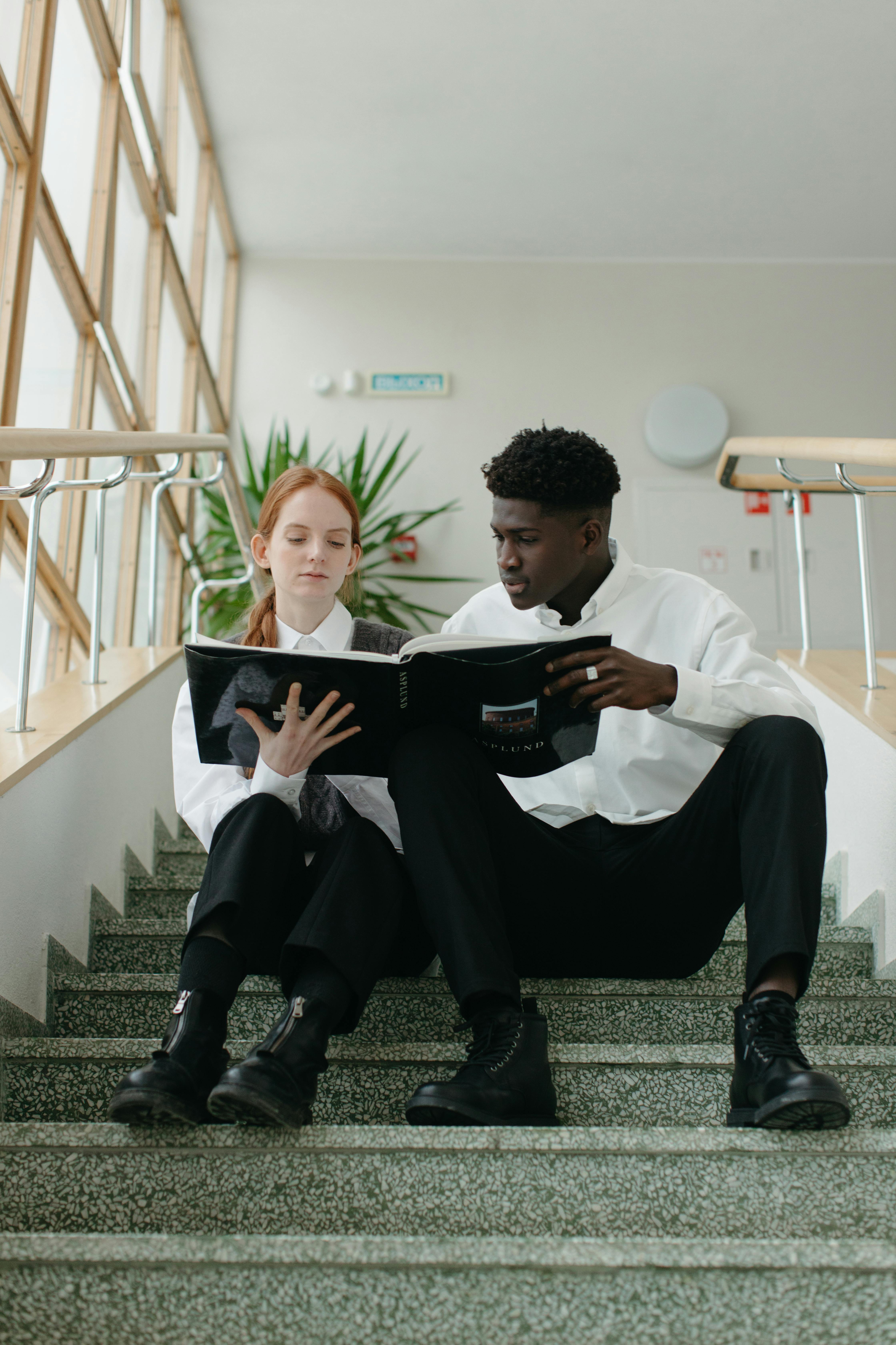 How much weight will a 4 inch concrete slab hold?