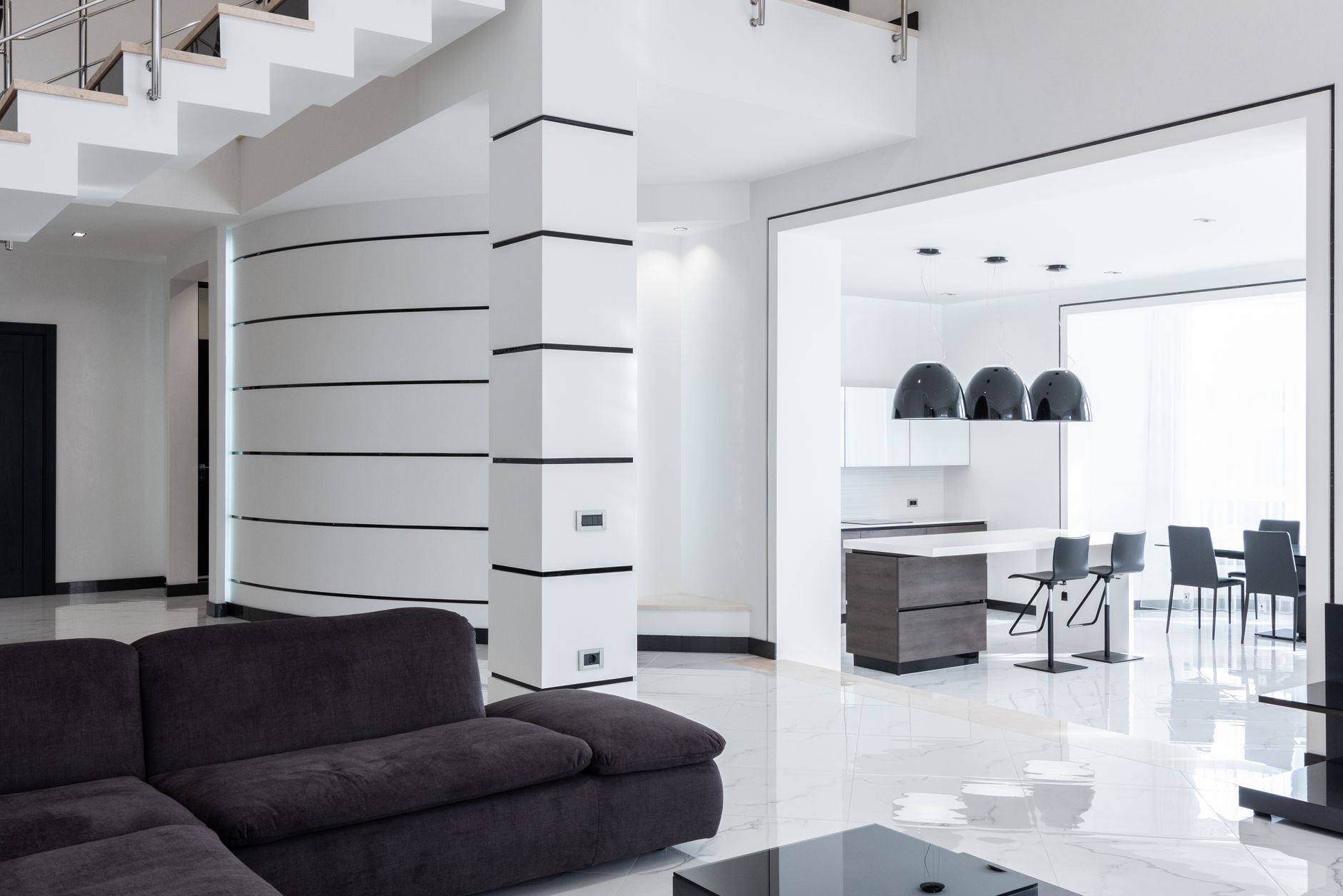 Matterport vs. Virtual Staging: Strategic Budget Allocation for Luxury Real Estate