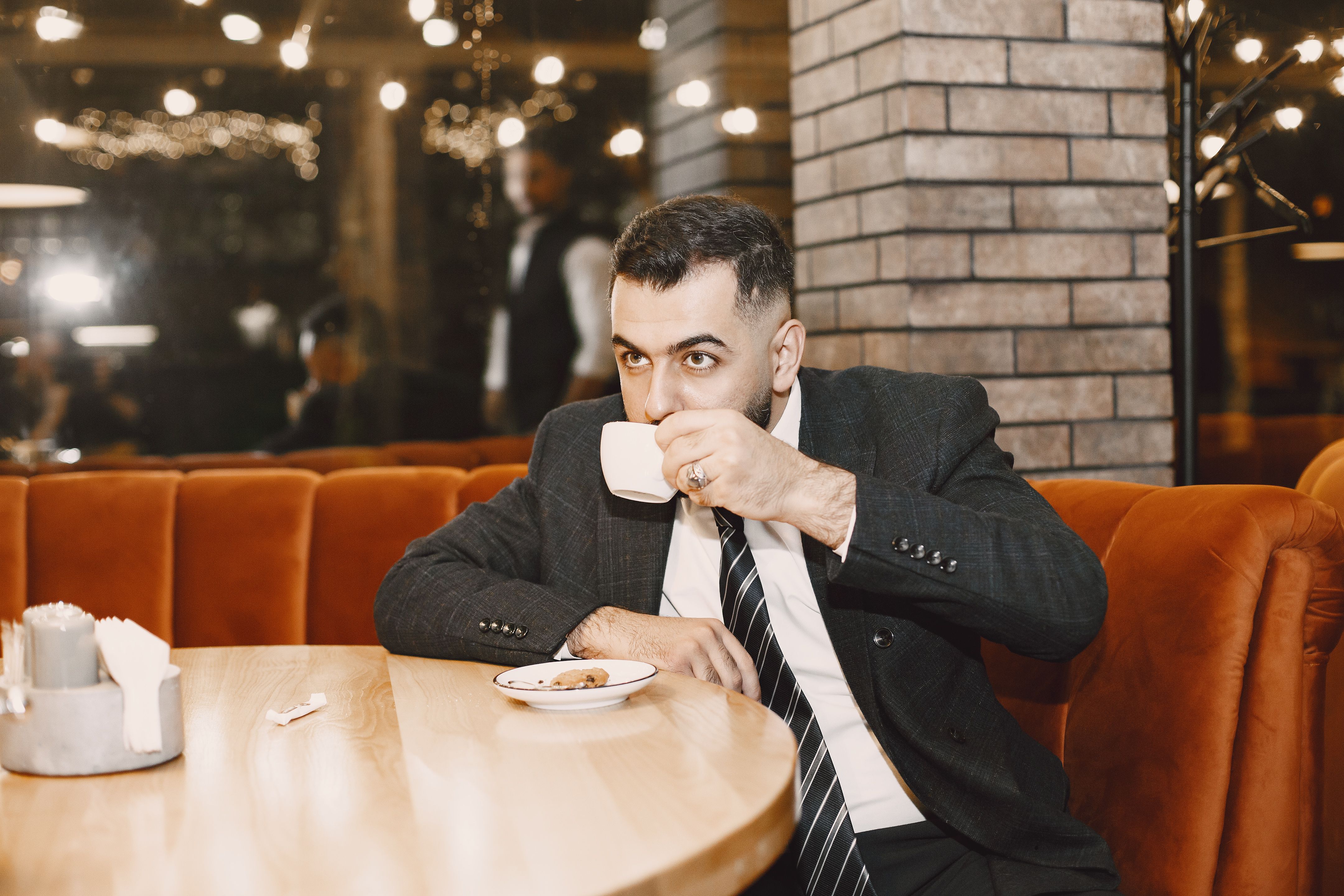 Morning Coffee: Hedge fund gardening leave and the $100m+ job offer. Deutsche Bank's richest ex-trader passed over by Google 
