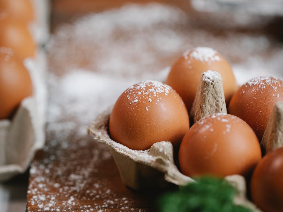 How many eggs equal 1 serving of protein?
