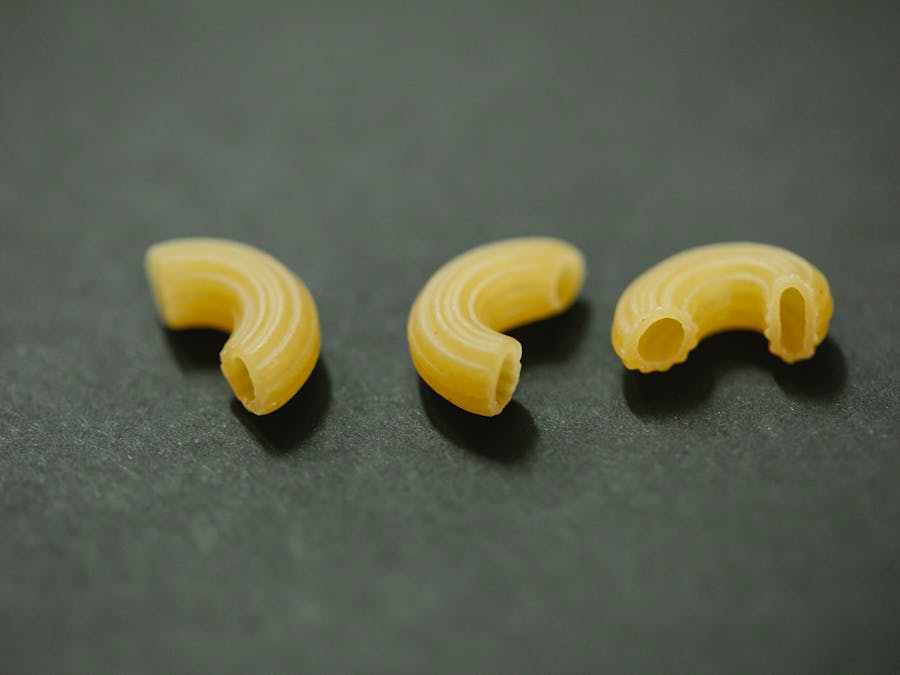 Is it better to eat carrots raw or cooked?