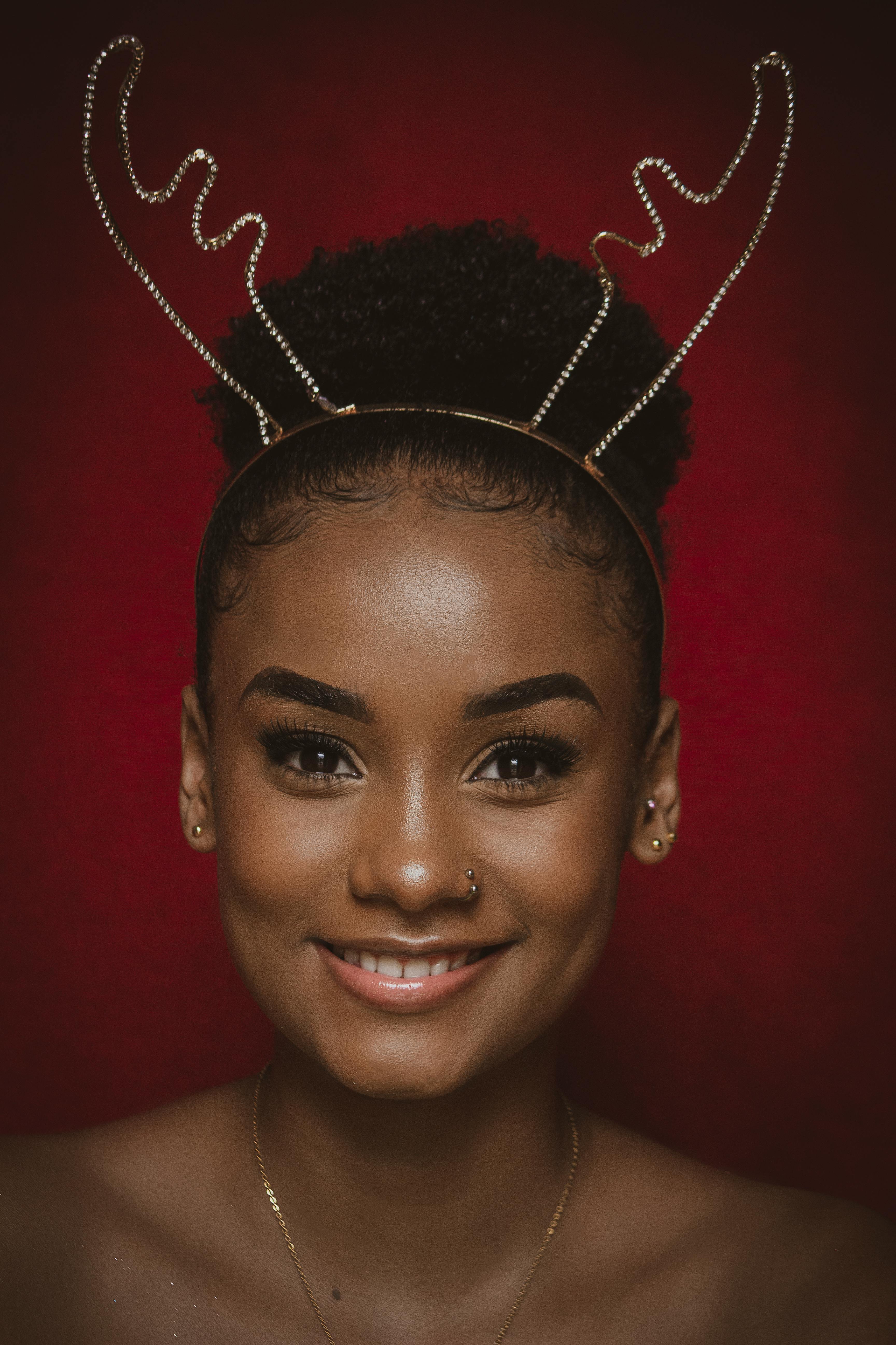 grátis Foto profissional grátis de 20 25 anos de idade mulher, acessório, África Foto profissional