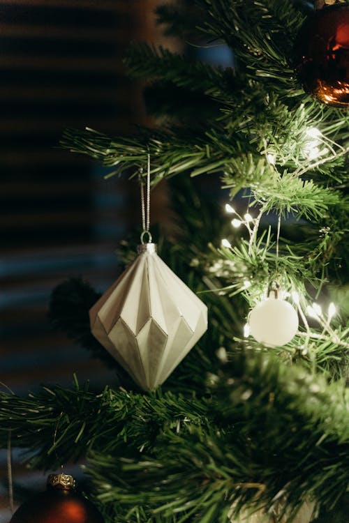 オーナメント, クリスマスツリー, クリスマスの灯りの無料の写真素材