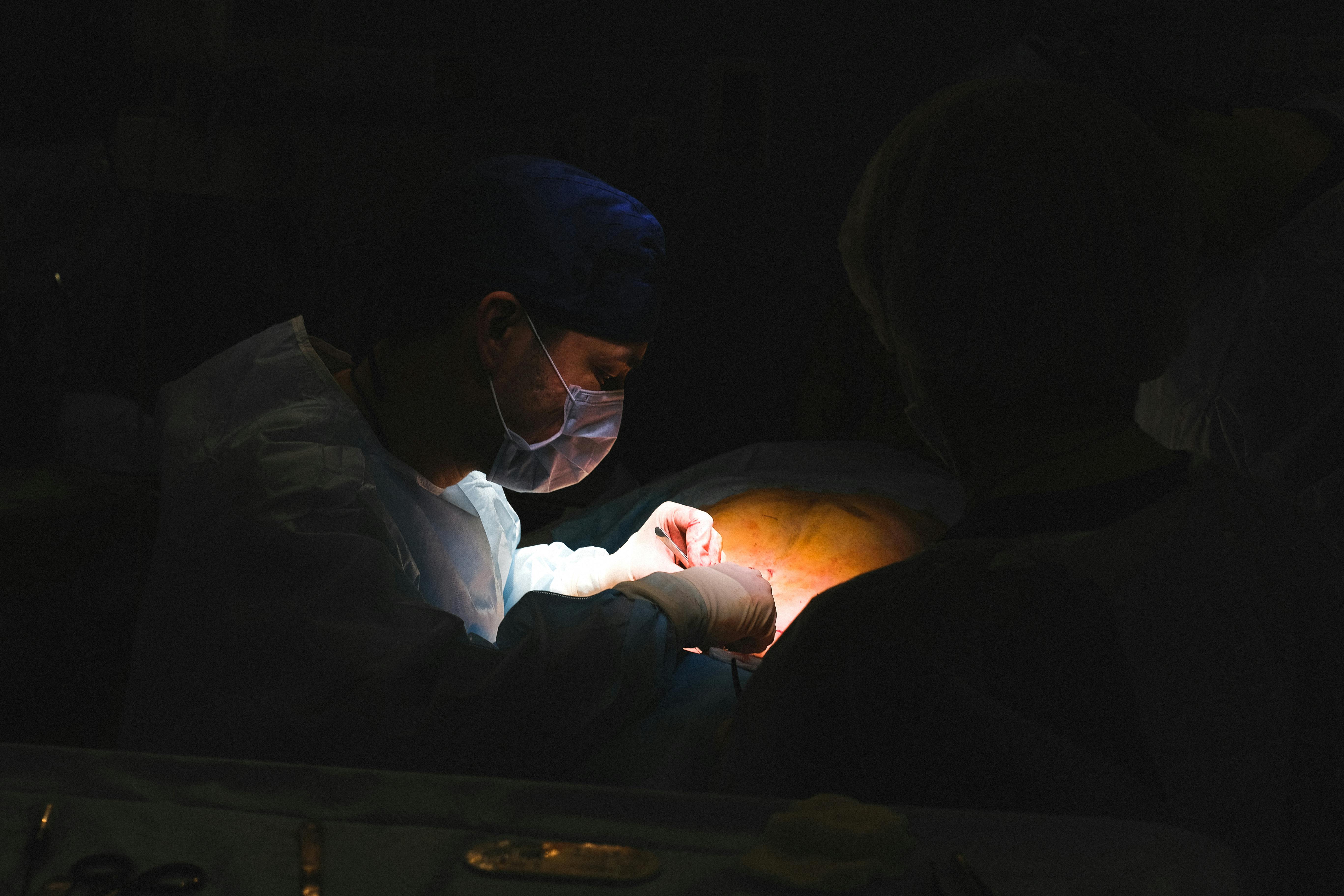 Cosmetic surgery tourism median share worldwide — Photo by Anna Shvets on Pexels