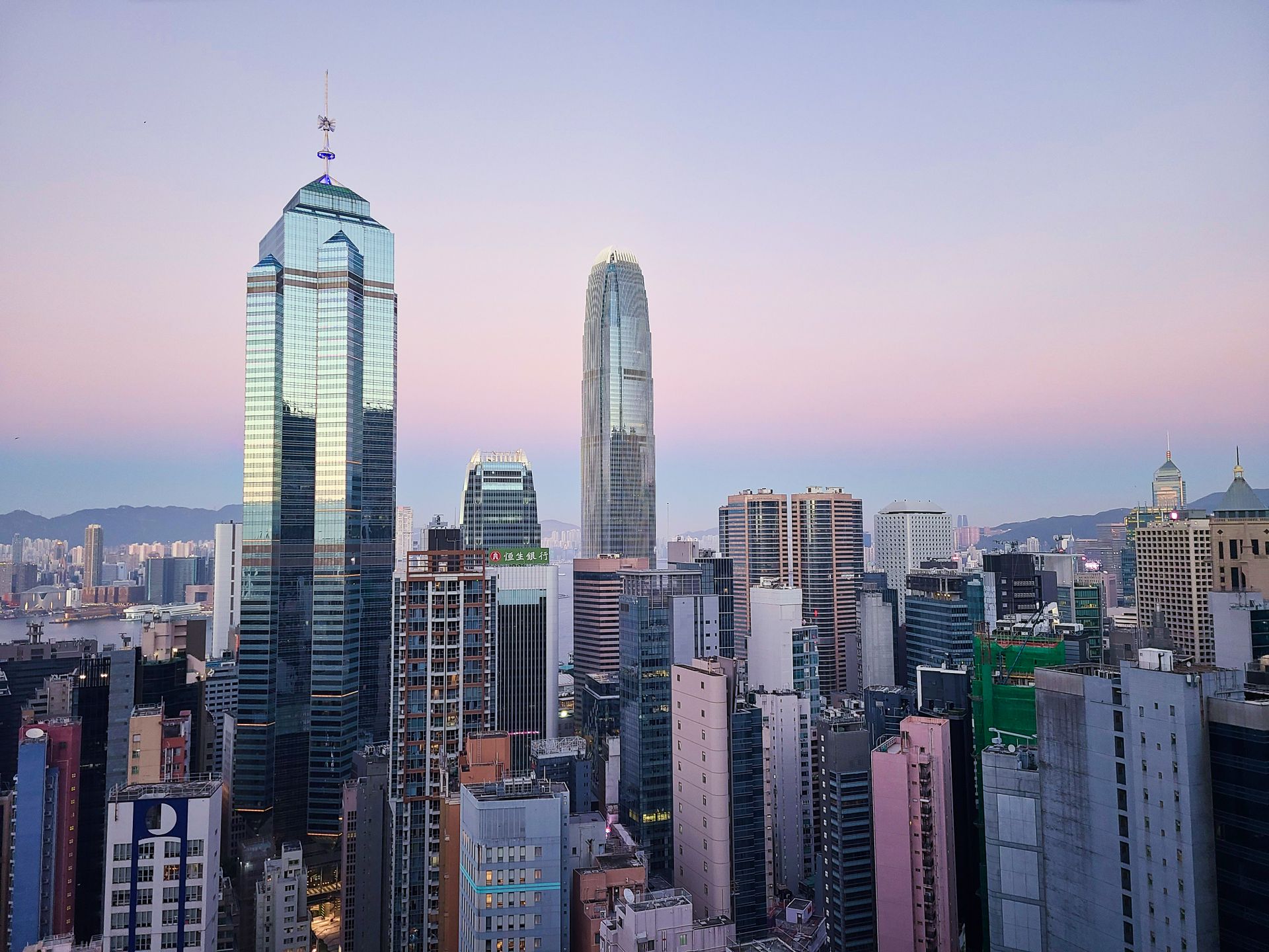 Art Basel Hong Kong Announces 2024 Programming Including Conversations Series and New Retail Concept