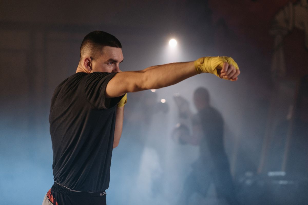 COMBAT SPORTS