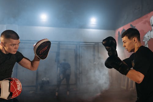 Foto profissional grátis de academia de ginástica, boxe, combate