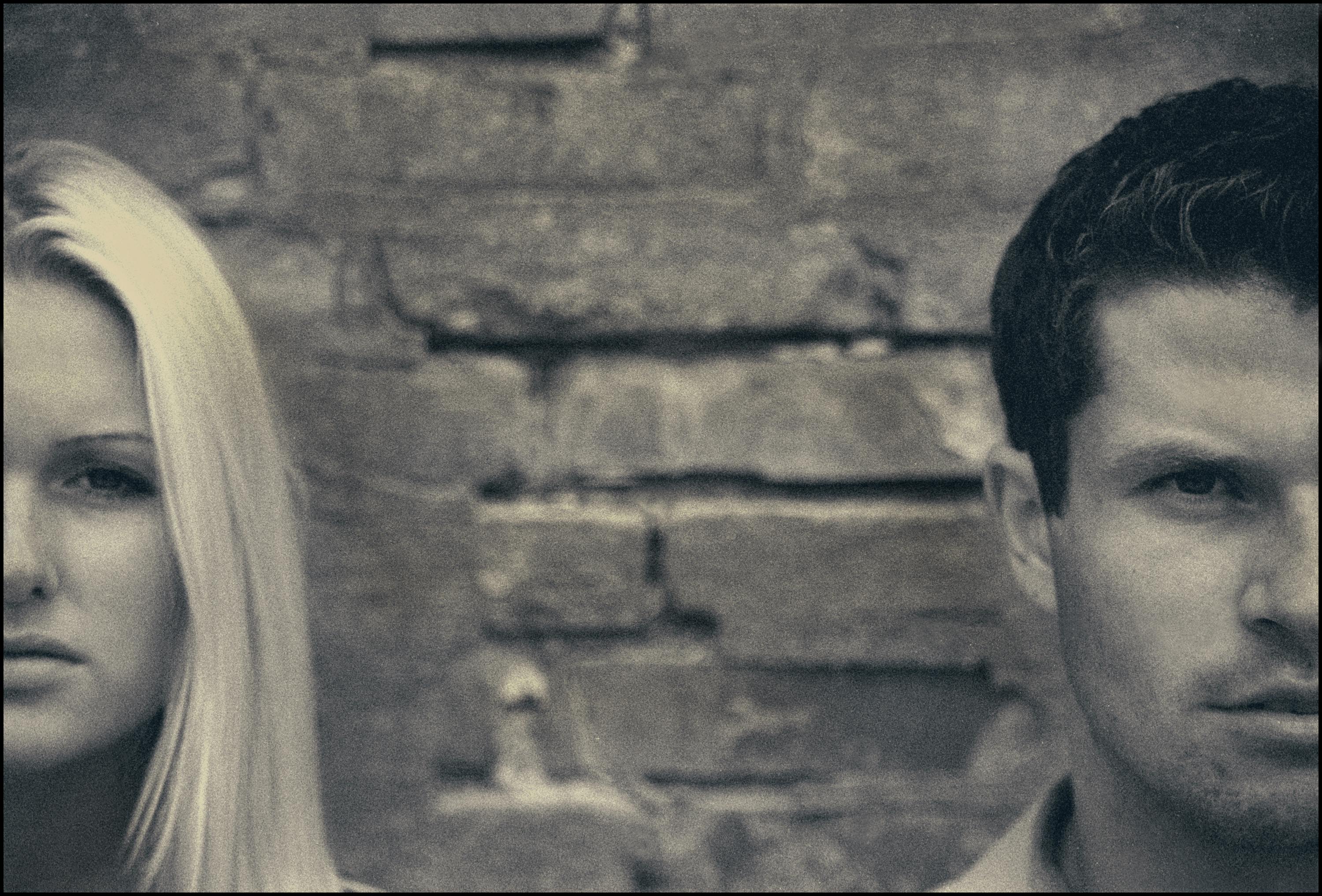 Grayscale photo of a couple | Photo: Pexels