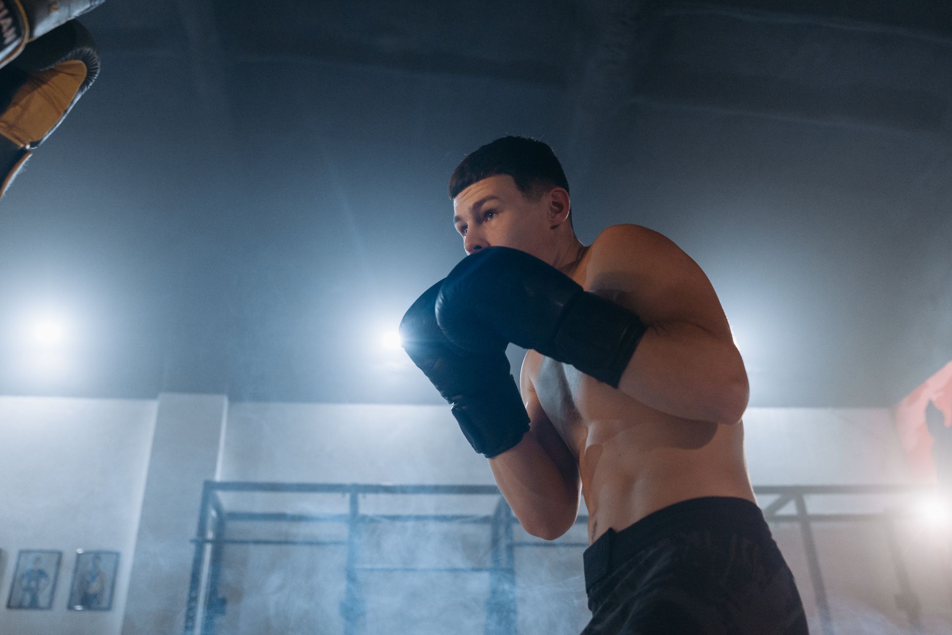 Tarik Khbabez vecht opnieuw na conflict met Glory