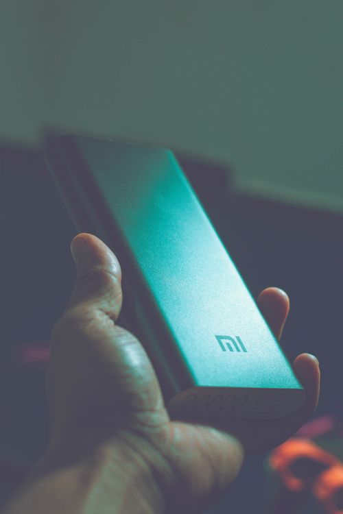 Xiaomi’s 6mm Power Bank Is Thinner Than Your Phone