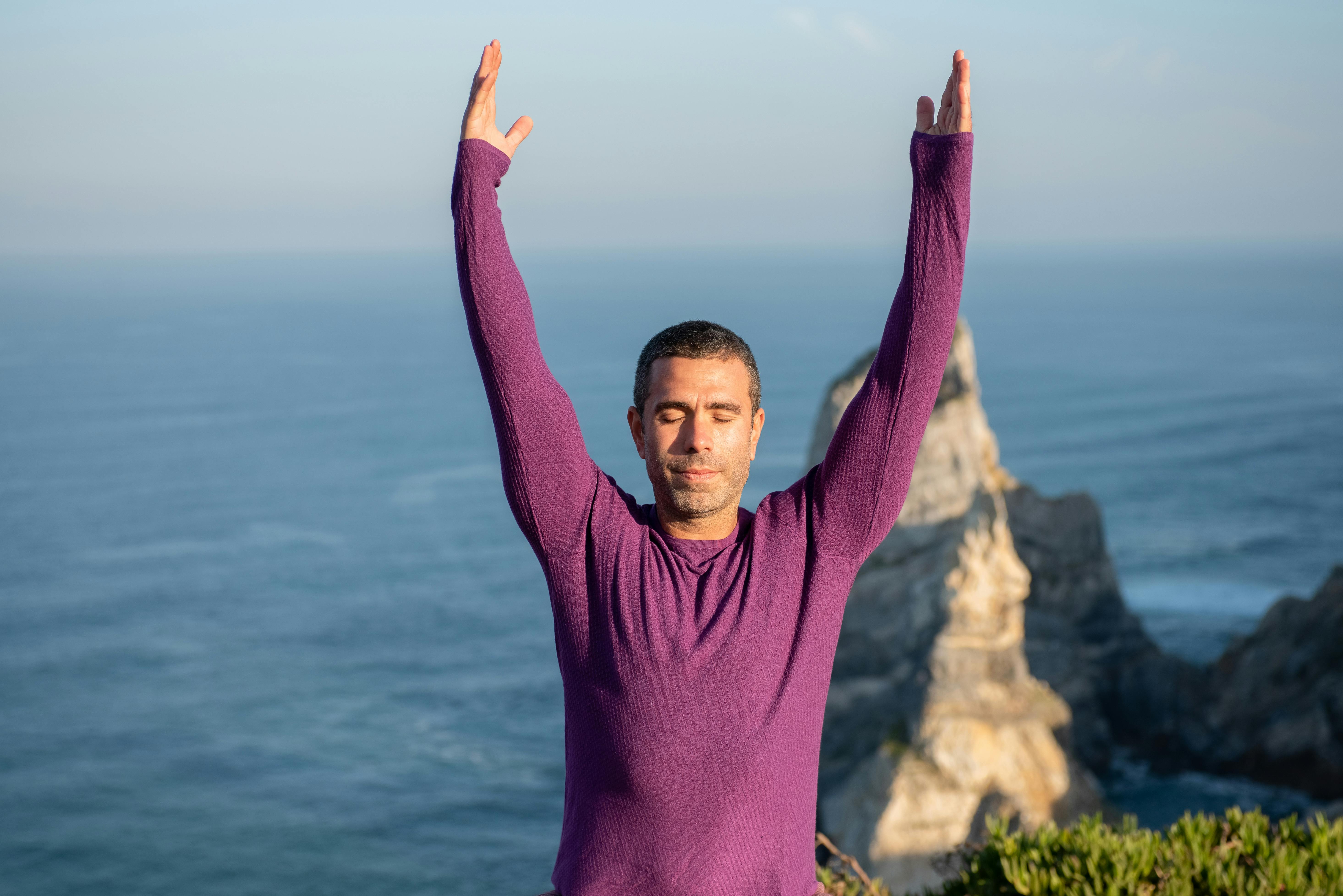 Do purple eyes exist?