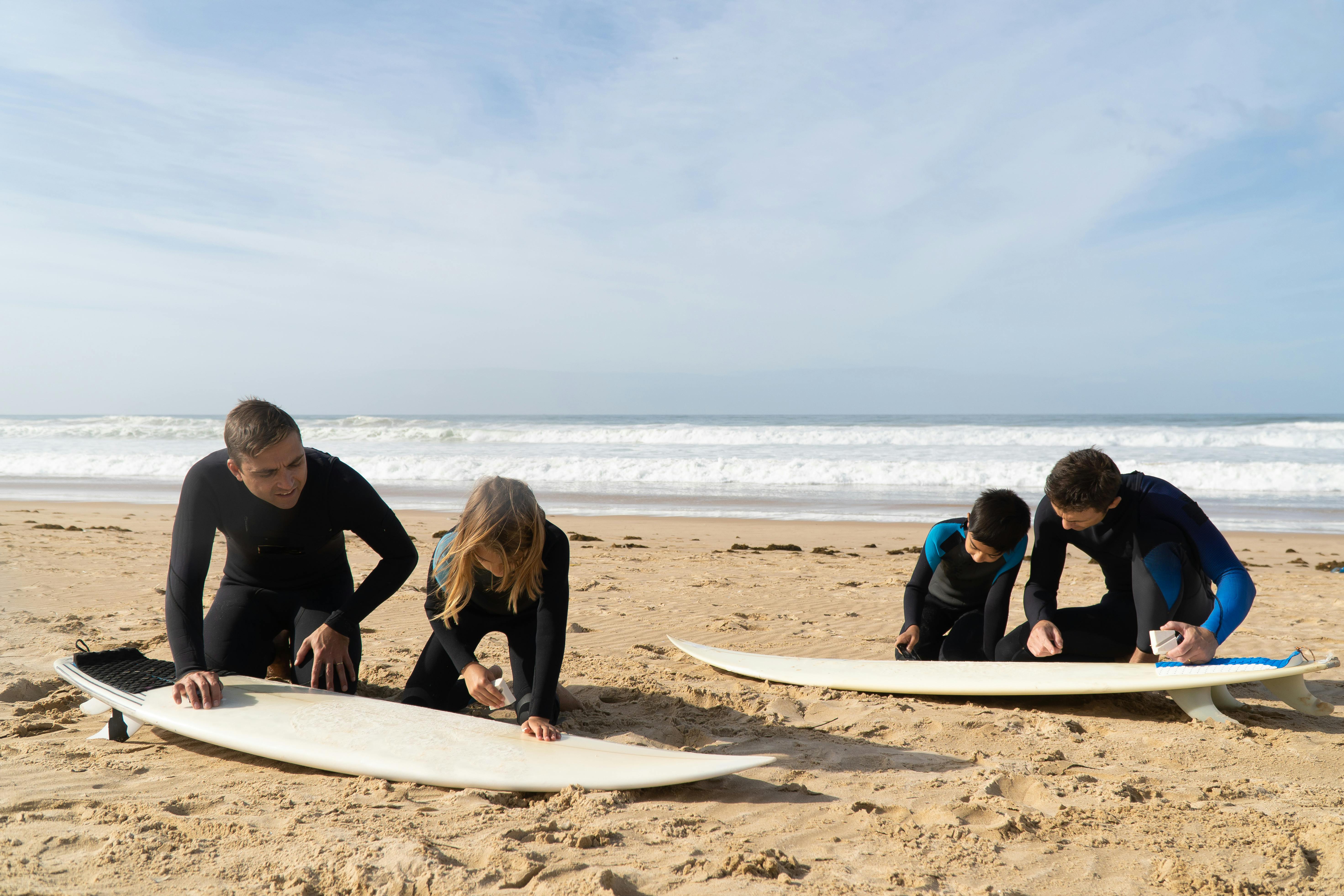 Surf Photos: Download Cool Free Stock Images of Surfers