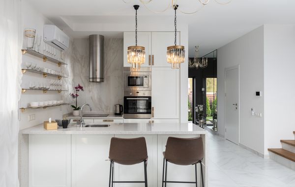 Kitchen & Spray